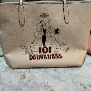Coach x disney collab 101 dalmation